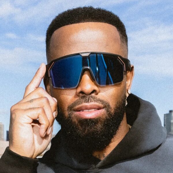 Chamelo La Melaza Music Shield - Image 5