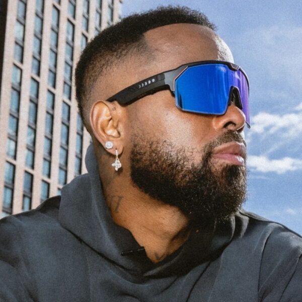 Chamelo La Melaza Music Shield - Image 6